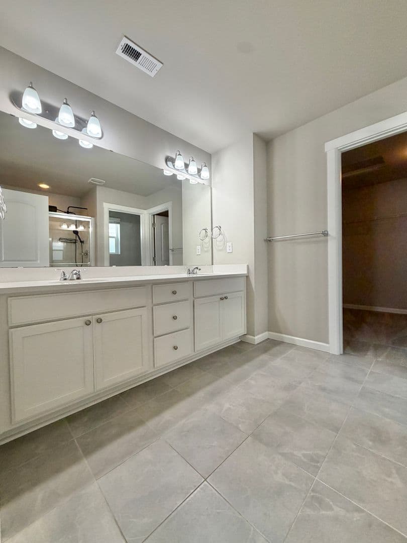 Port Orchard House: 4285 Andasio Loop SE