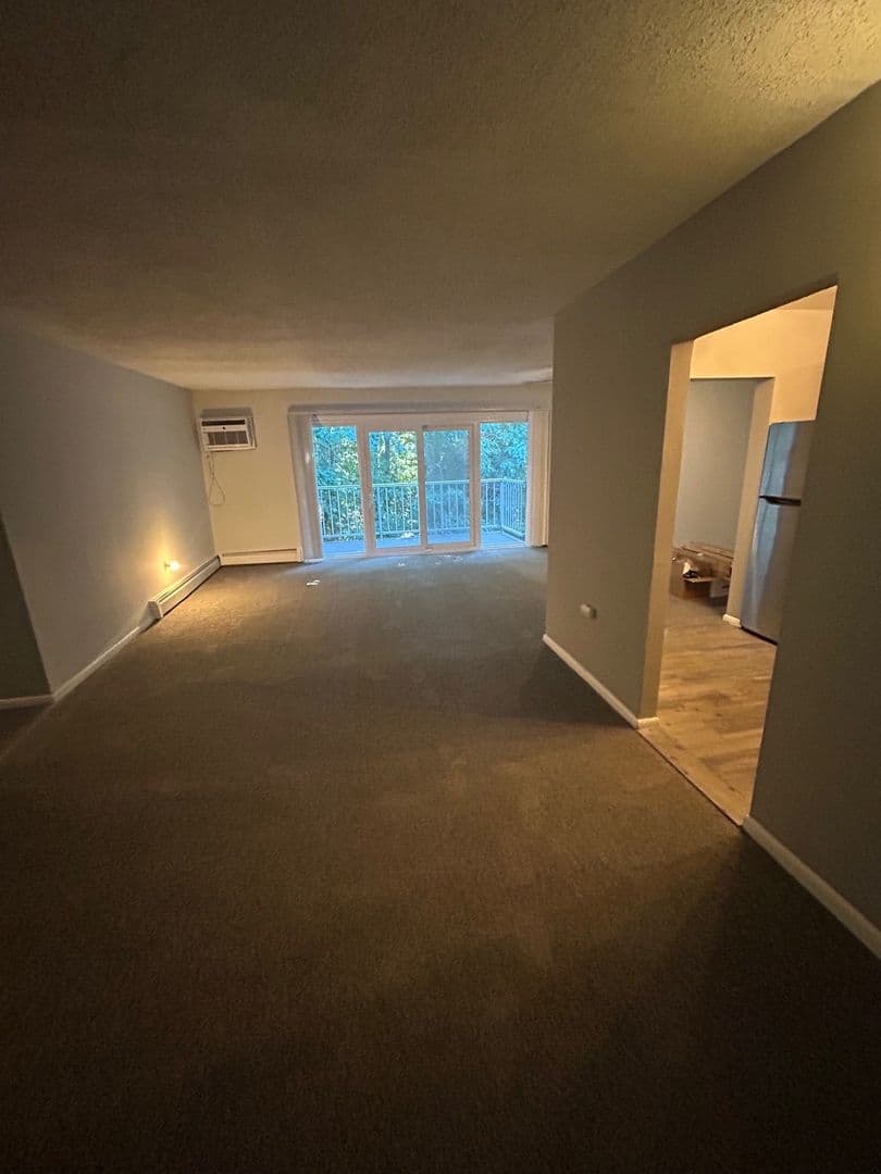 Ridley Park Apartment: 410 E. Hinckley Avenue