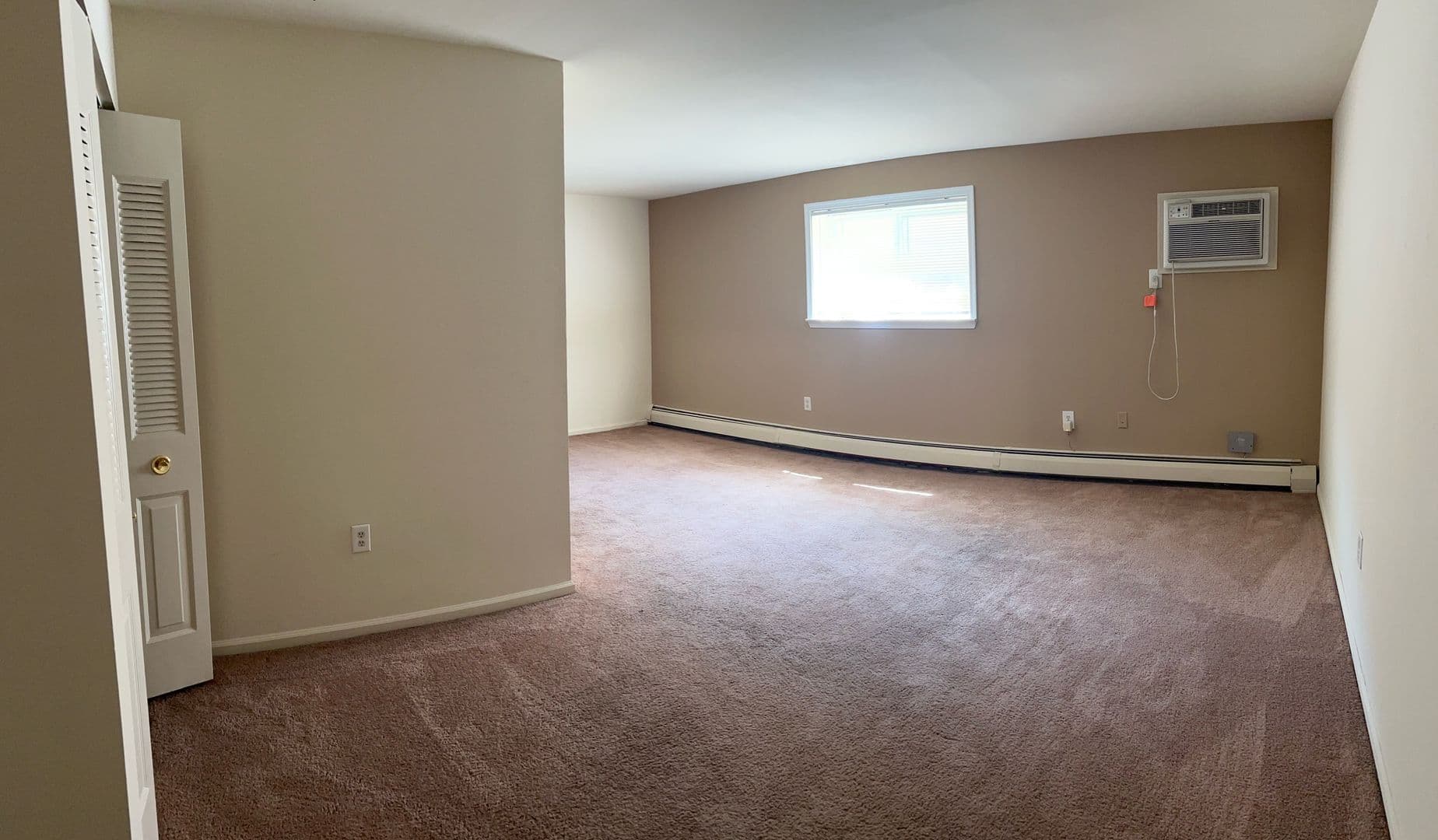 NORWOOD Apartment: 60 WEST WINONA AVENUE