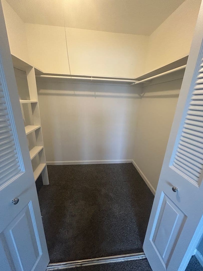 NORWOOD Apartment: 60 WEST WINONA AVENUE