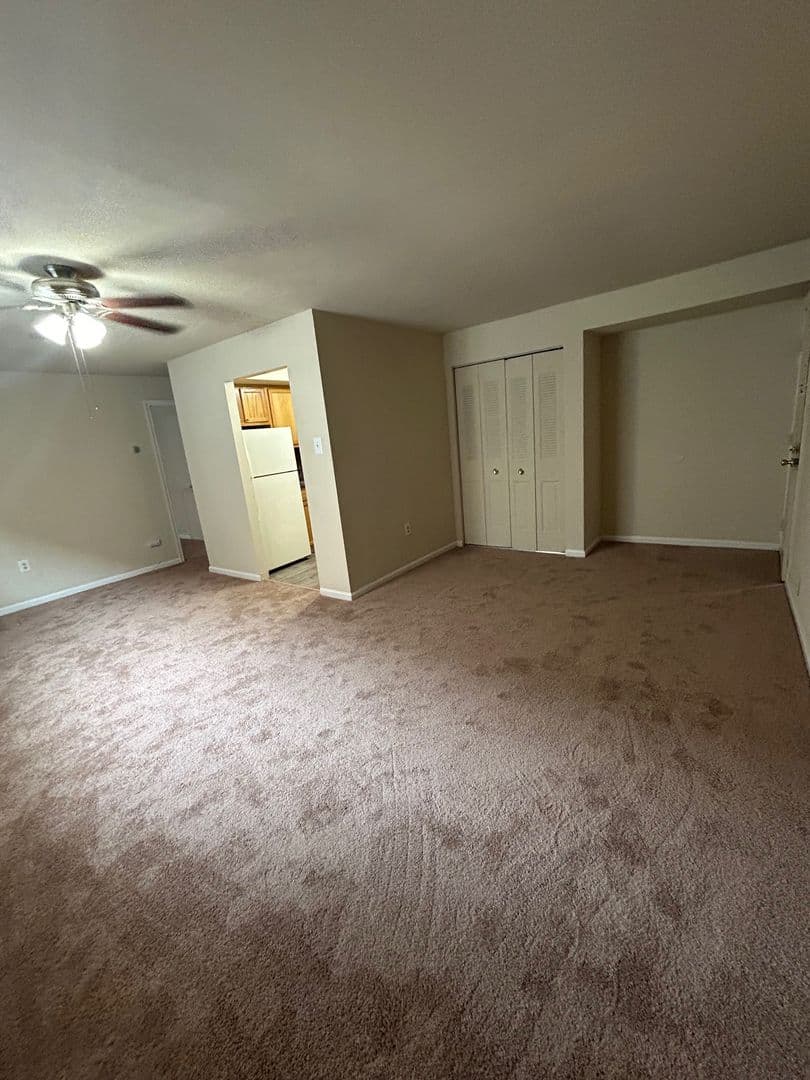 NORWOOD Apartment: 60 WEST WINONA AVENUE