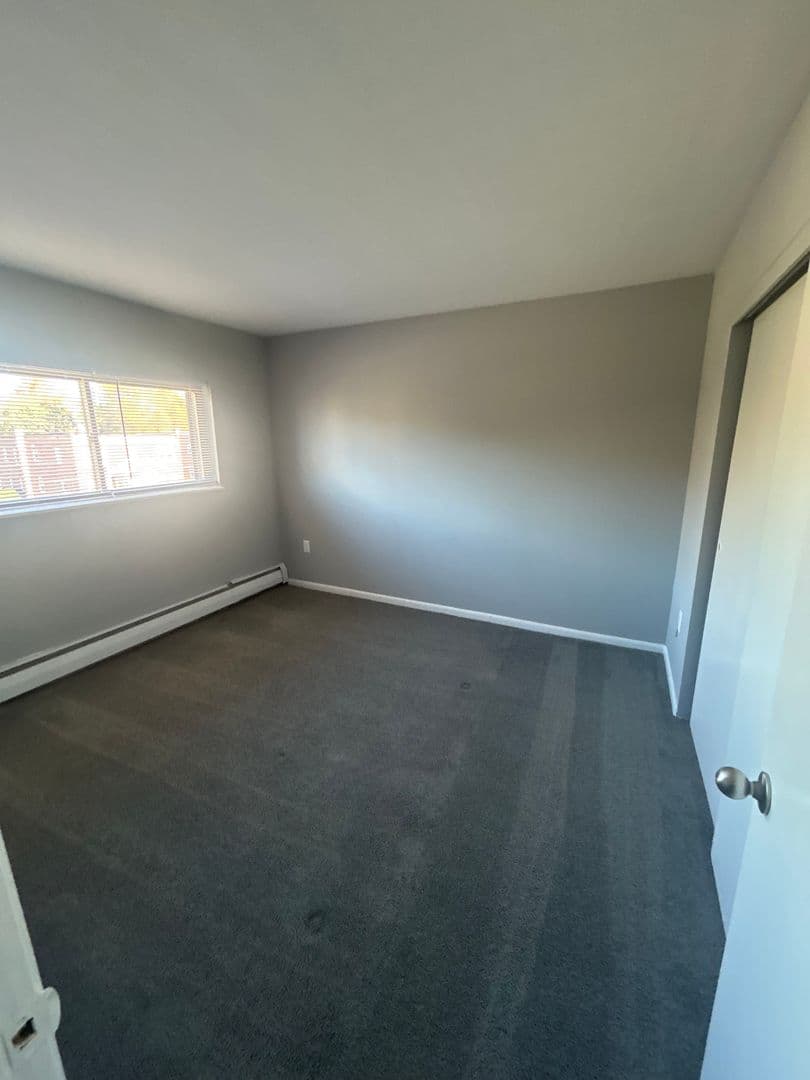 RIDLEY PARK Apartment: 2 W. CHESTER PIKE