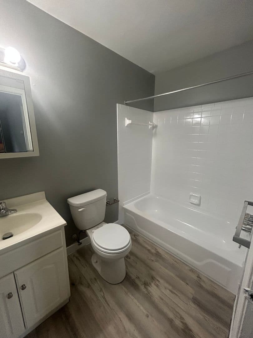 NORWOOD Apartment: 60 WEST WINONA AVENUE