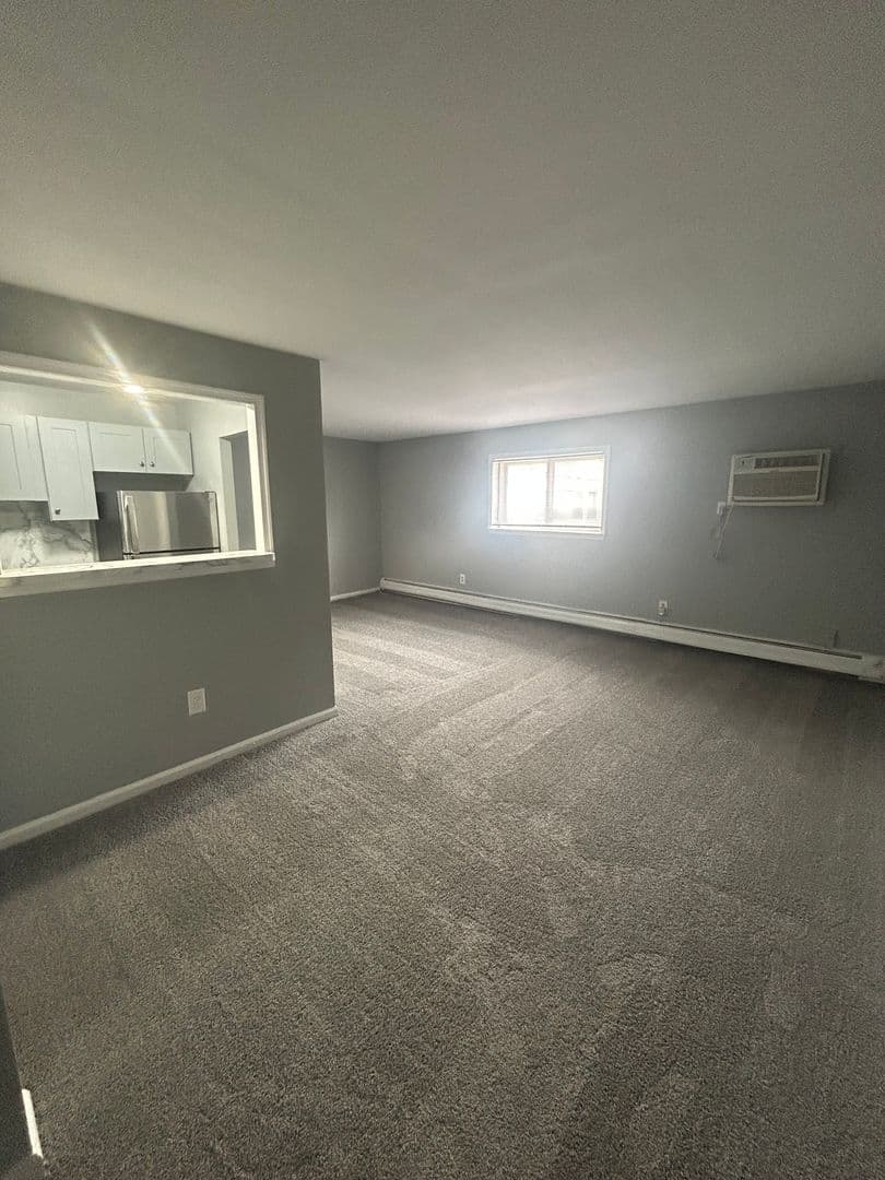 NORWOOD Apartment: 60 WEST WINONA AVENUE