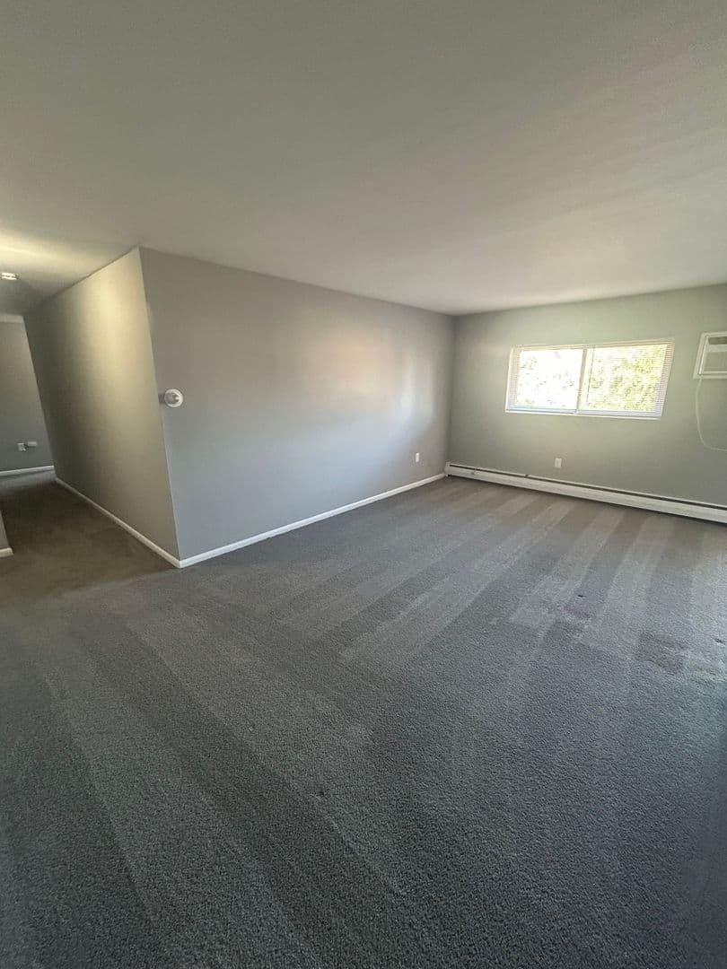 RIDLEY PARK Apartment: 2 W. CHESTER PIKE