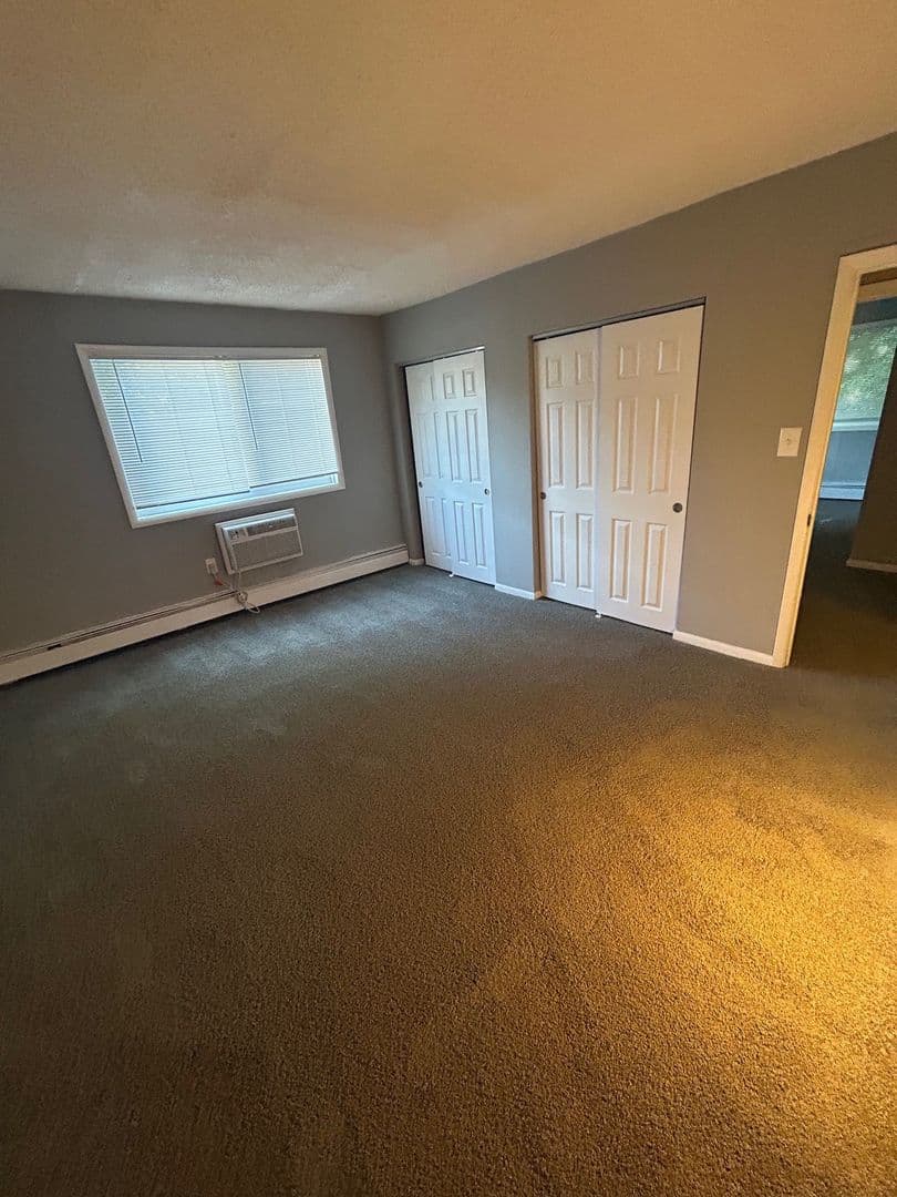 Ridley Park Apartment: 410 E. Hinckley Avenue