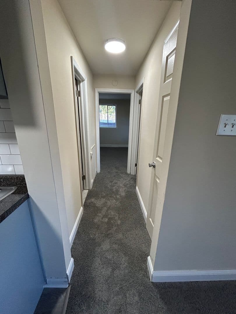 GLENOLDEN Apartment: 100 OAK AVE