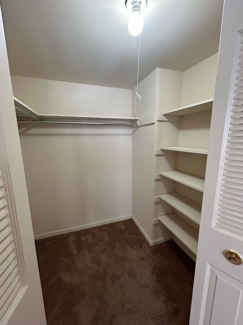 NORWOOD Apartment: 60 WEST WINONA AVENUE