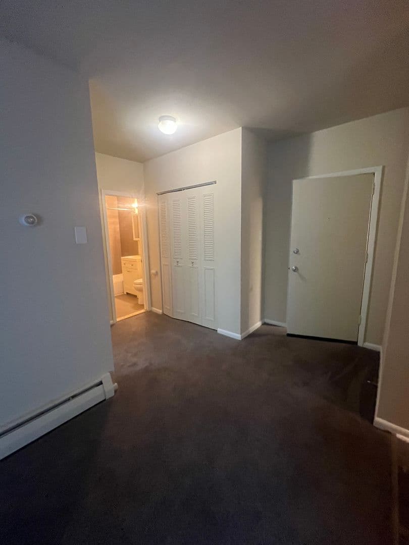 SECANE Apartment: 824-828 PROVIDENCE RD