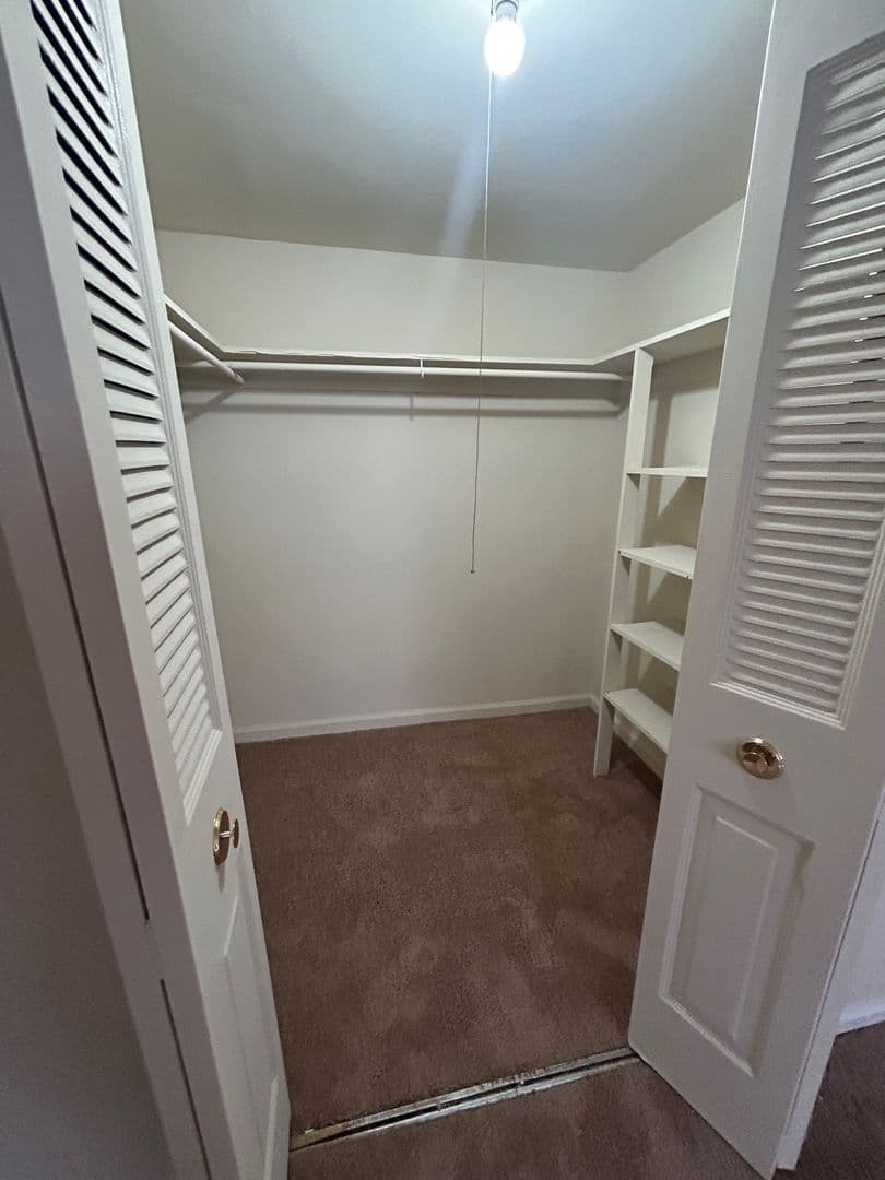 NORWOOD Apartment: 60 WEST WINONA AVENUE