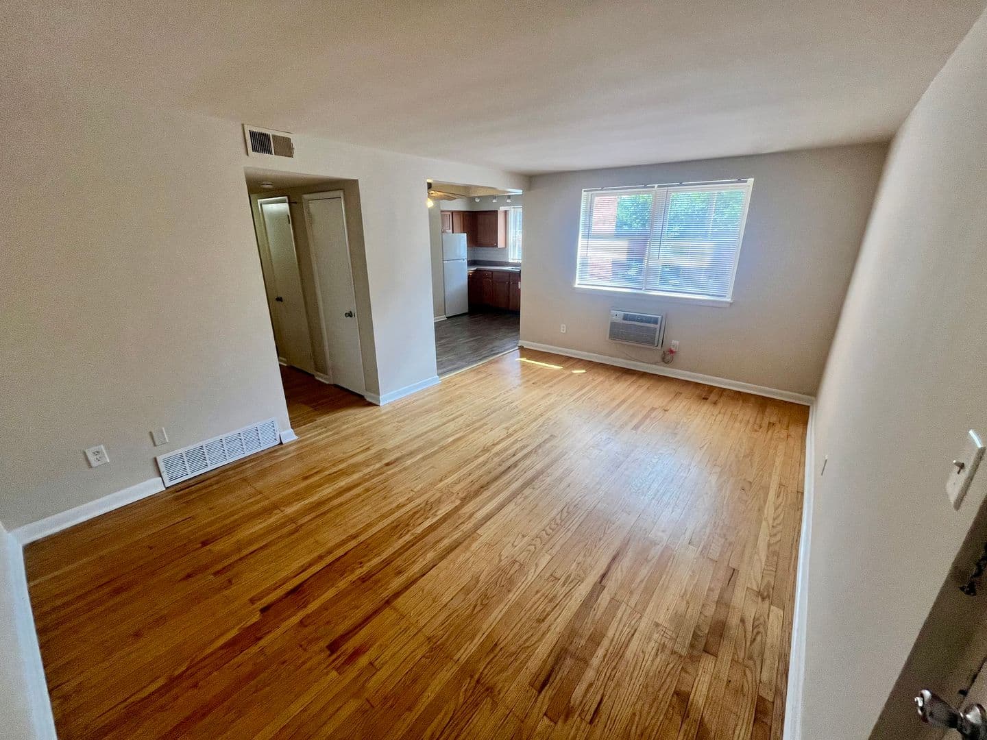 PROSPECT PARK Apartment: 701 LINCOLN AVE