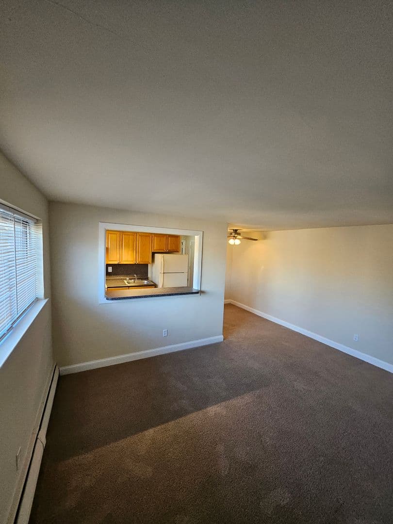 Secane Apartment: 640 South Avenue
