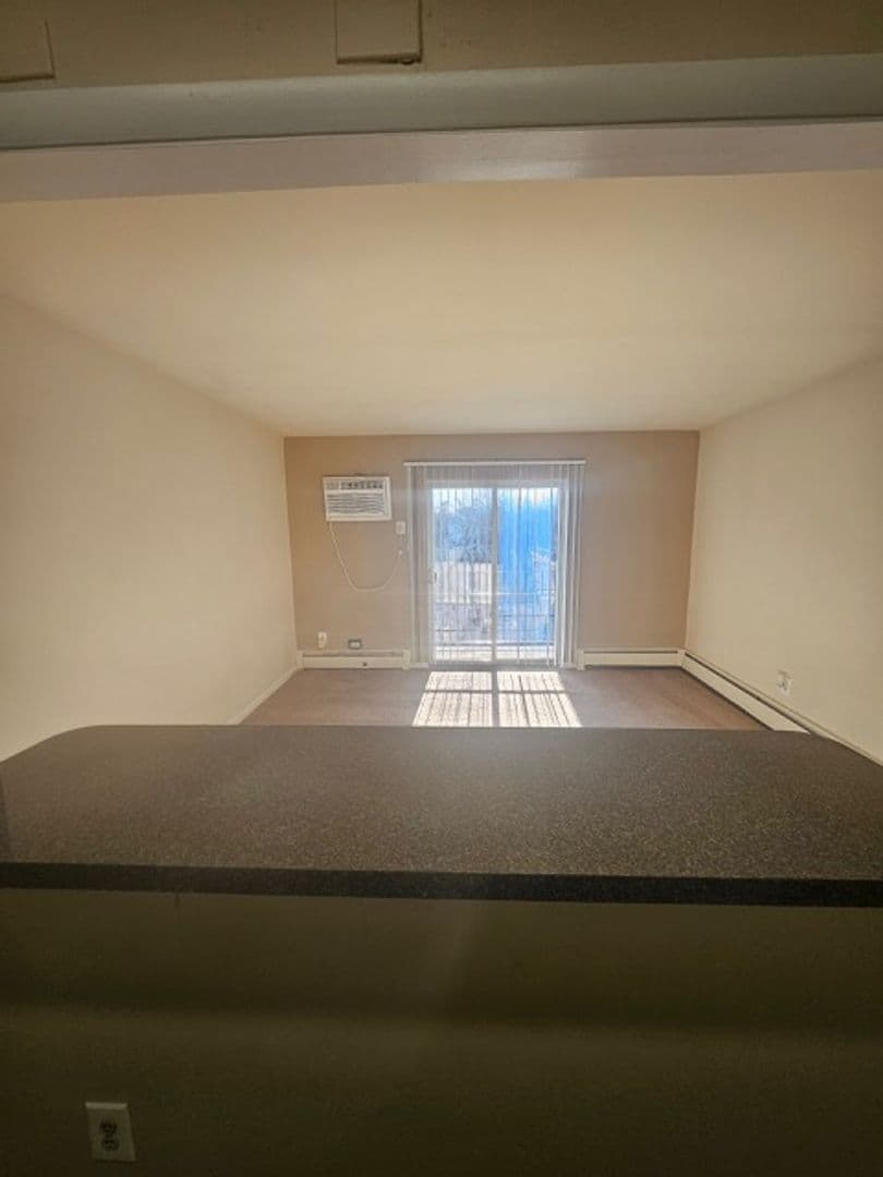 SECANE Apartment: 824-828 PROVIDENCE RD