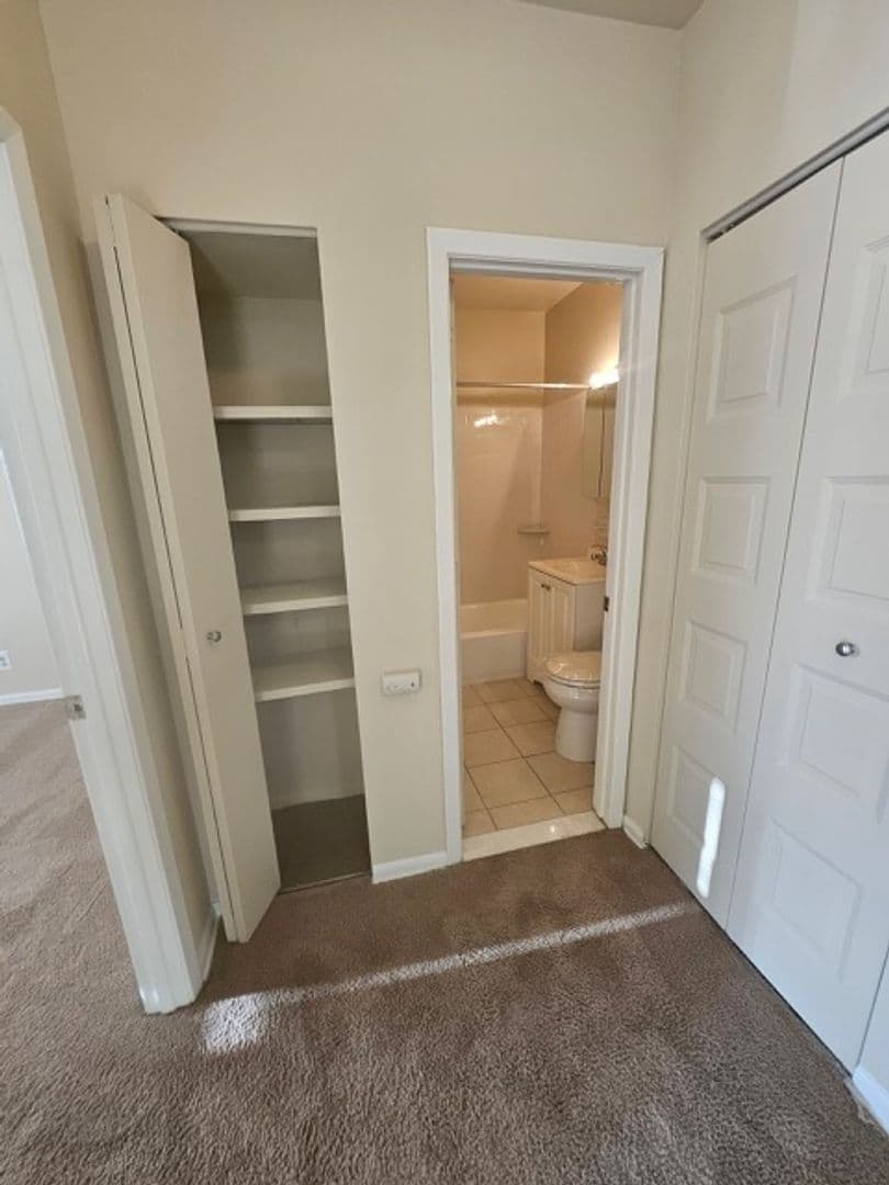 SECANE Apartment: 824-828 PROVIDENCE RD