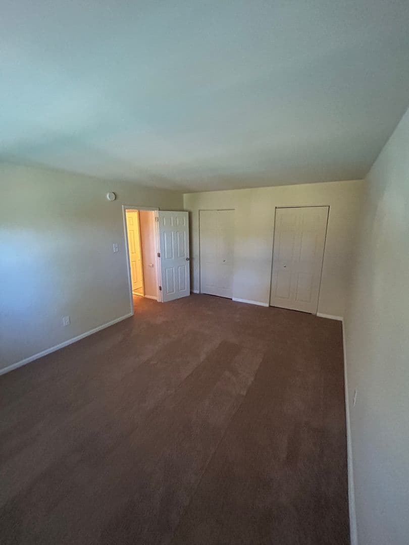 SECANE Apartment: 824-828 PROVIDENCE RD