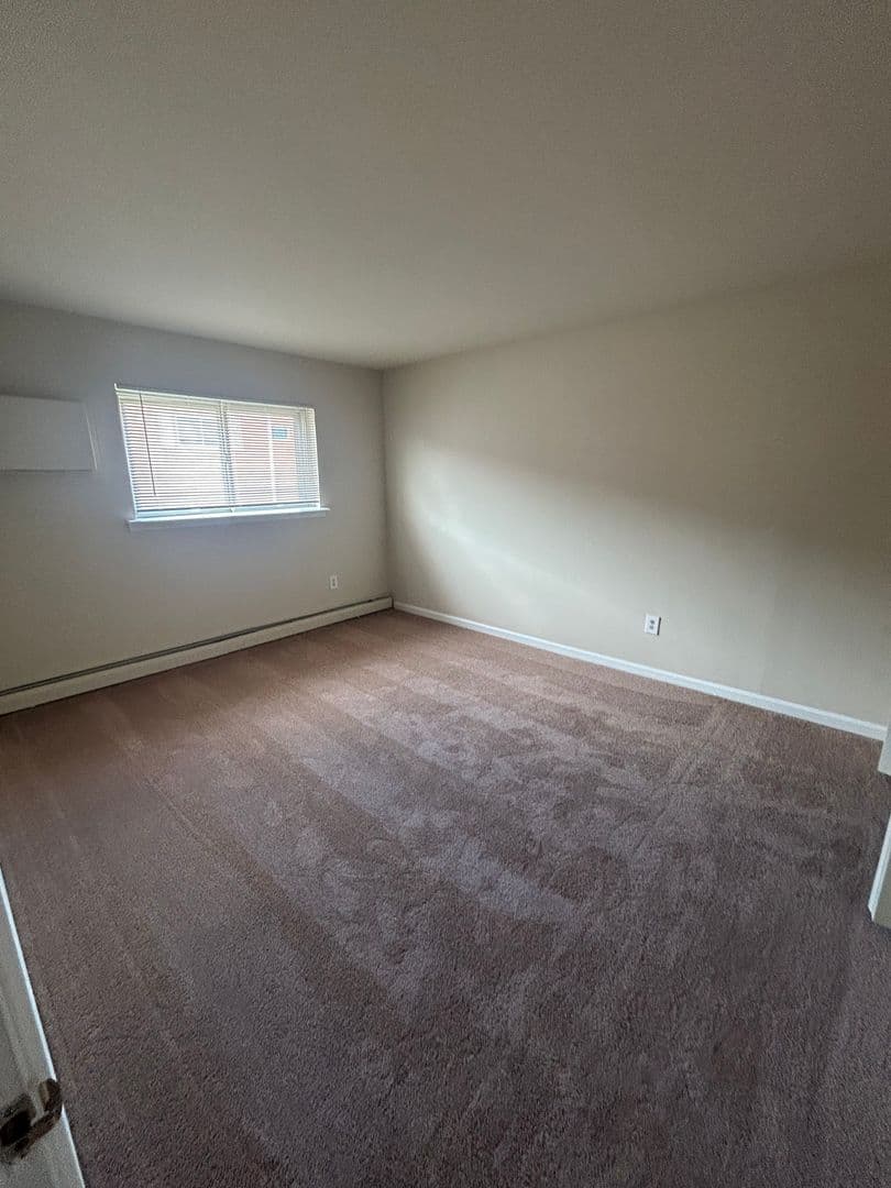NORWOOD Apartment: 60 WEST WINONA AVENUE