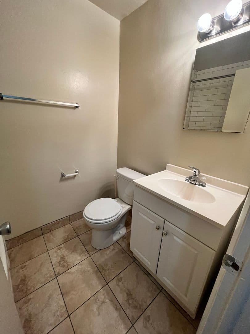 PROSPECT PARK Apartment: 701 LINCOLN AVE