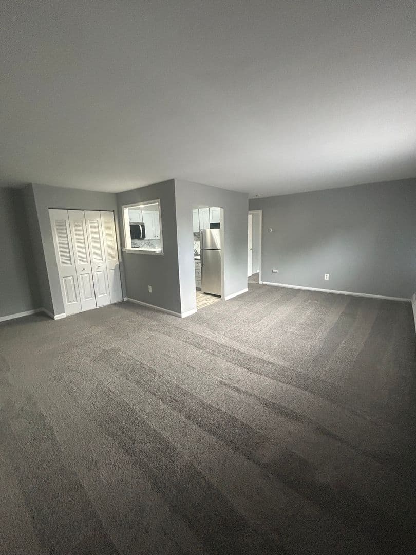 NORWOOD Apartment: 60 WEST WINONA AVENUE