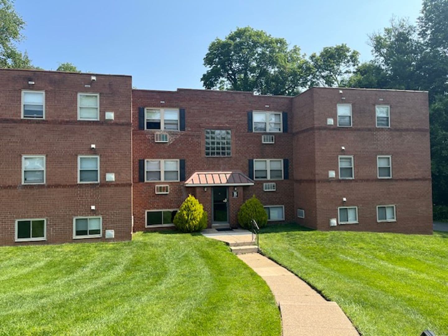 PROSPECT PARK Apartment: 701 LINCOLN AVE