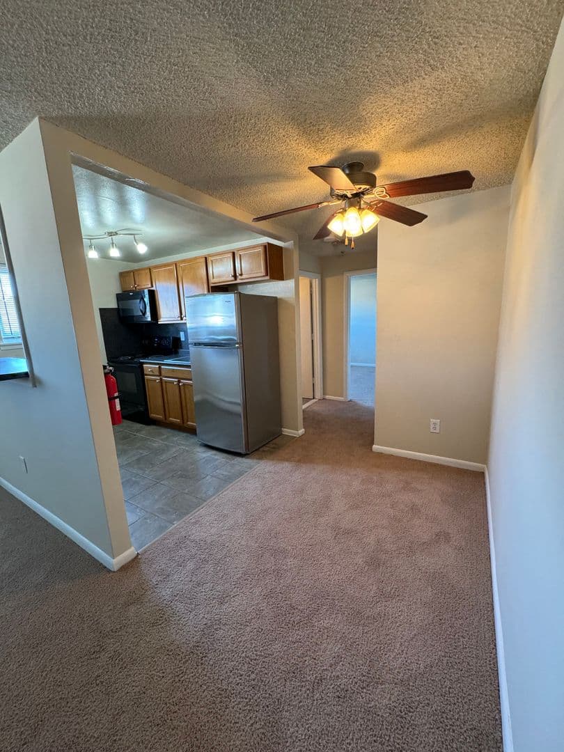 Secane Apartment: 640 South Avenue