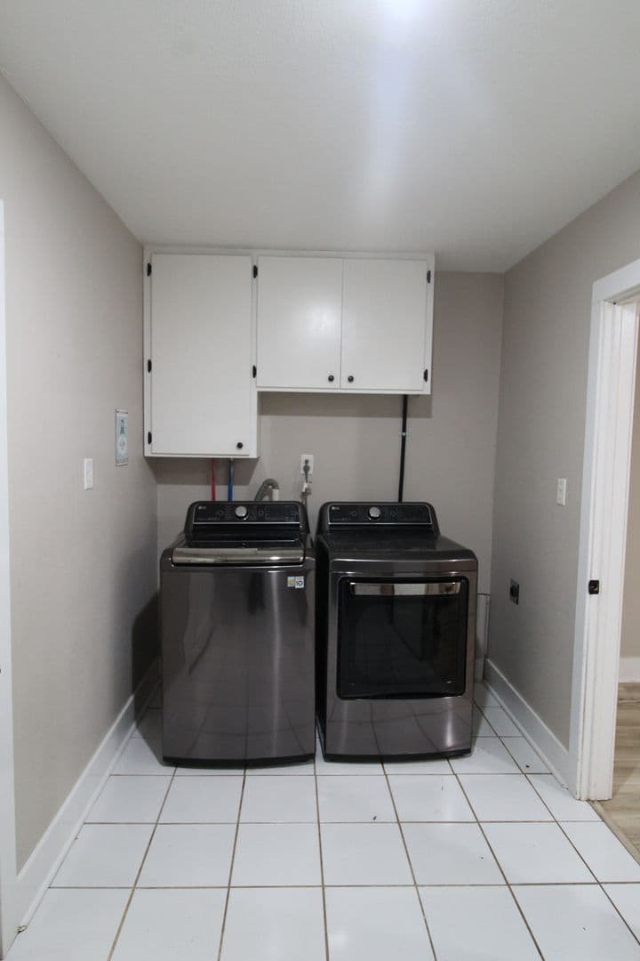 Crawfordville House: 58 Mohican Trl