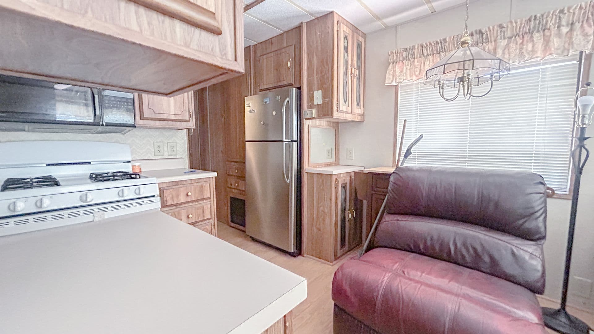 San Jacinto Apartment: 1389 Sierra Dr