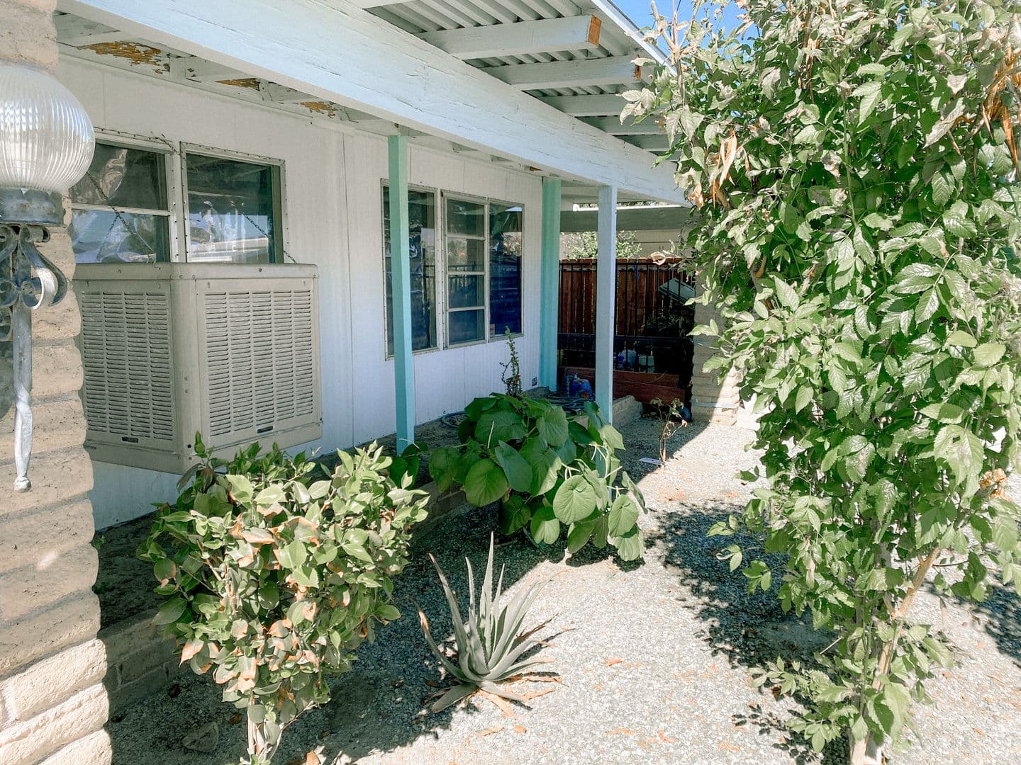 Hemet House: 719 S. Lyon Ave