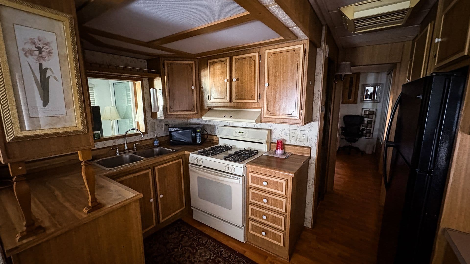 San Jacinto Apartment: 918 Acorn Dr