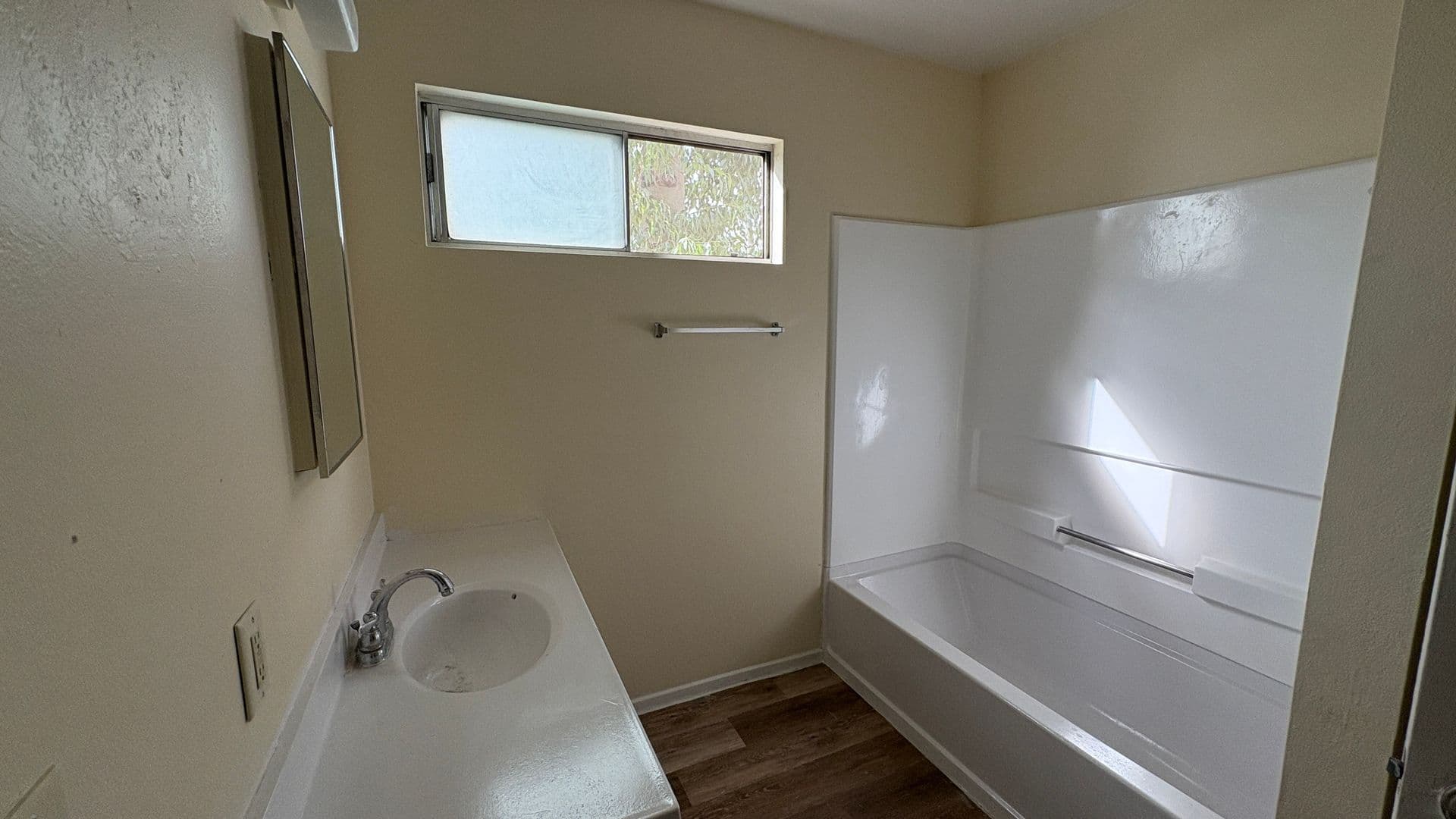 San Bernardino House: 1025 N Tippecanoe #218 G