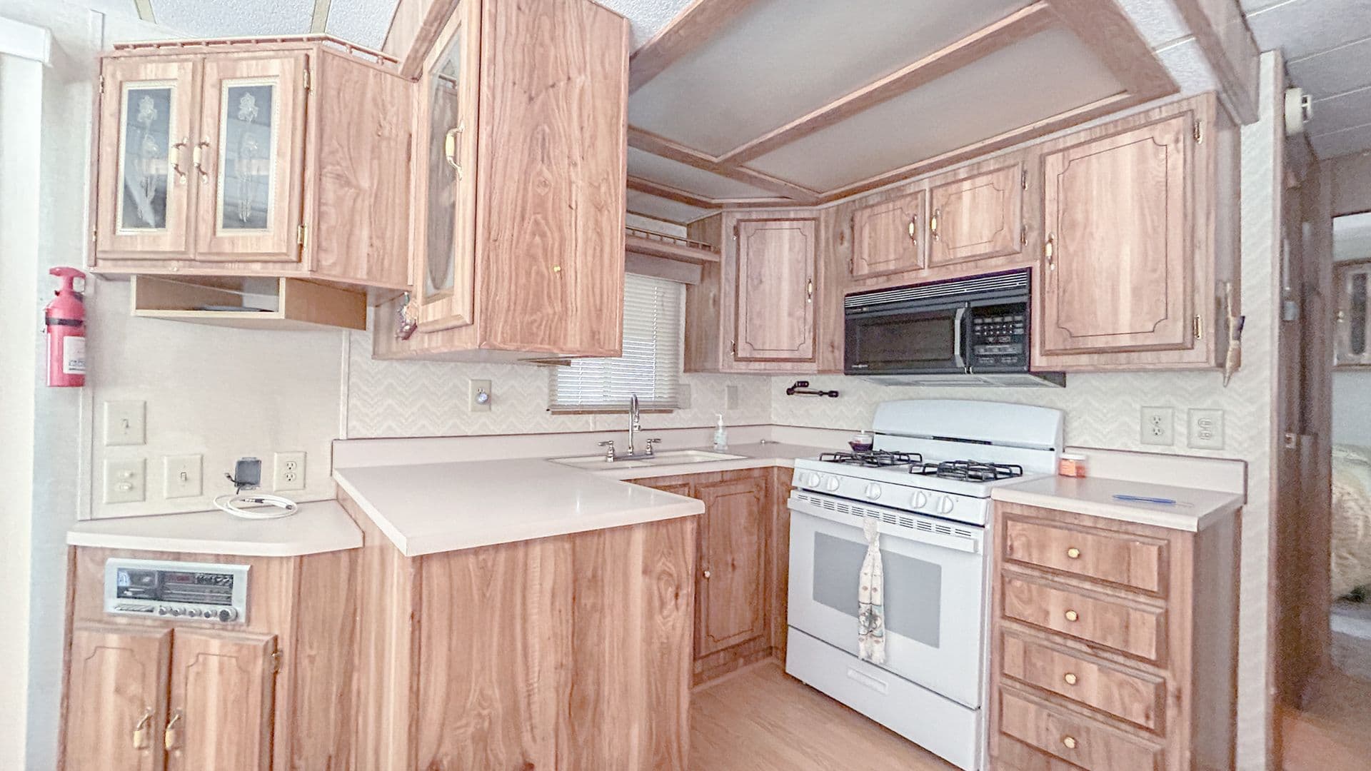 San Jacinto Apartment: 1389 Sierra Dr