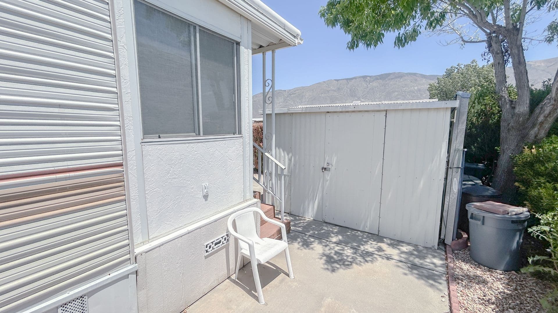 San Jacinto Apartment: 1389 Sierra Dr