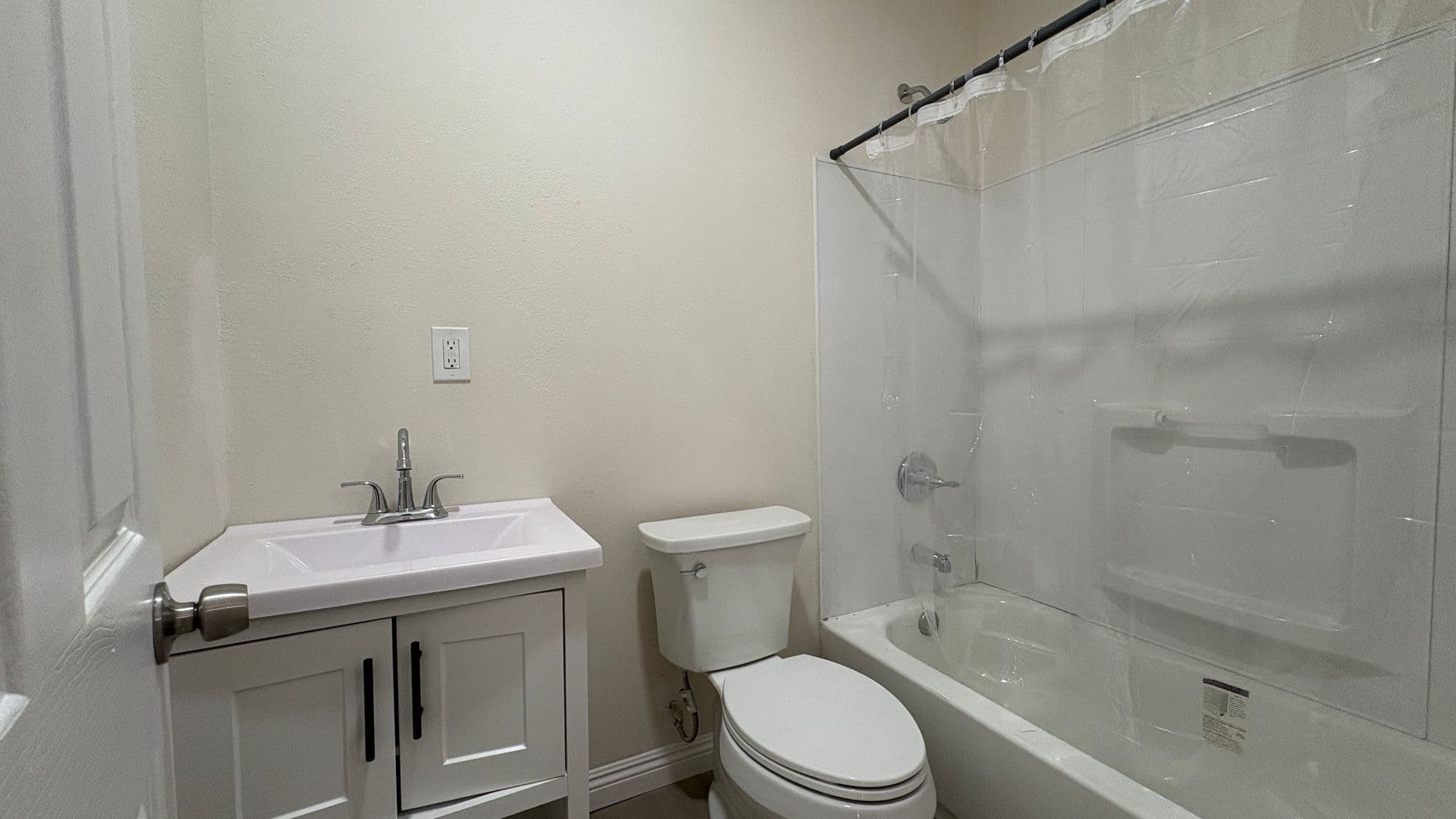 San Bernardino Apartment: 24540 4th St