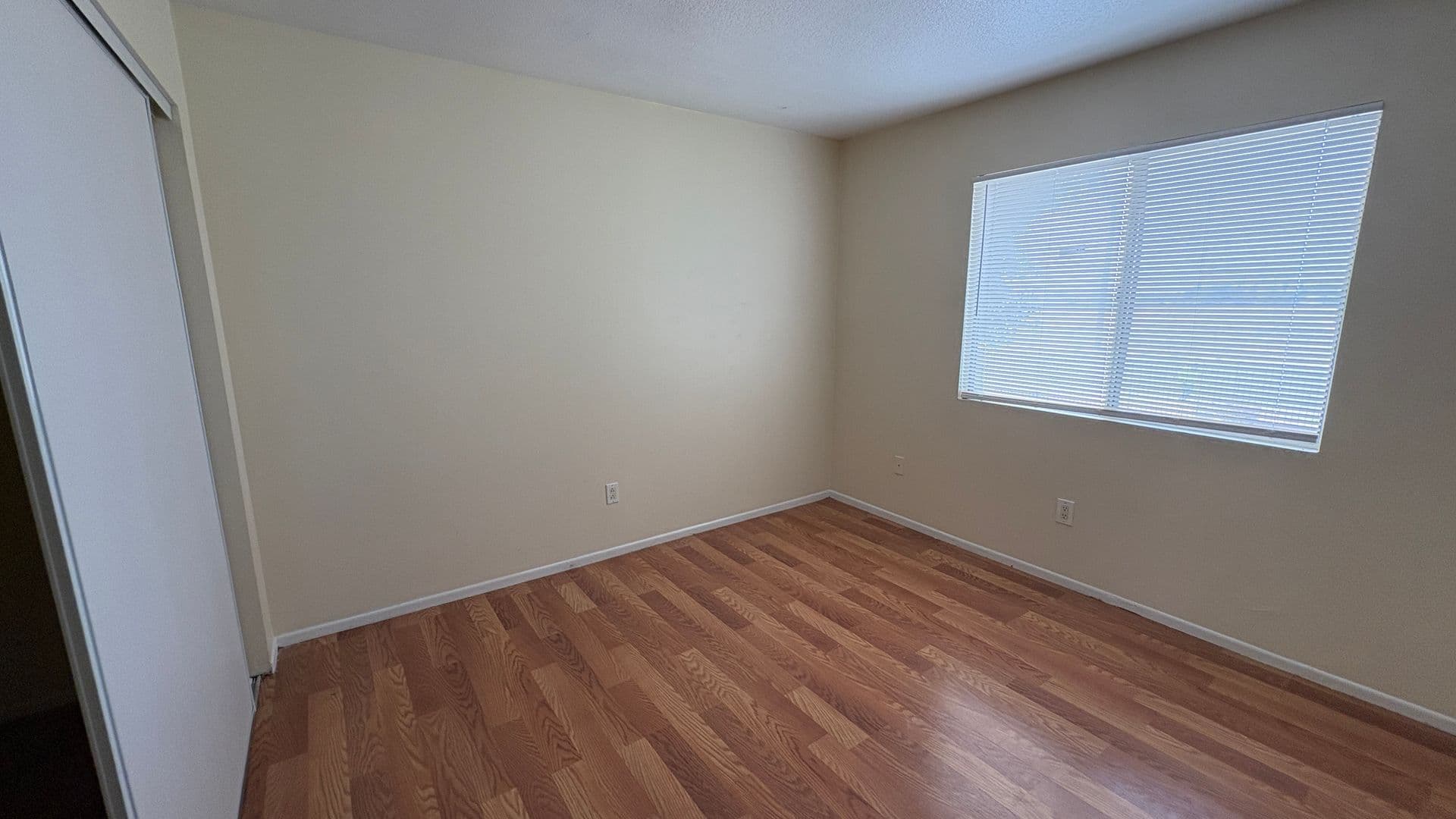 San Bernardino House: 1025 N Tippecanoe #218 G