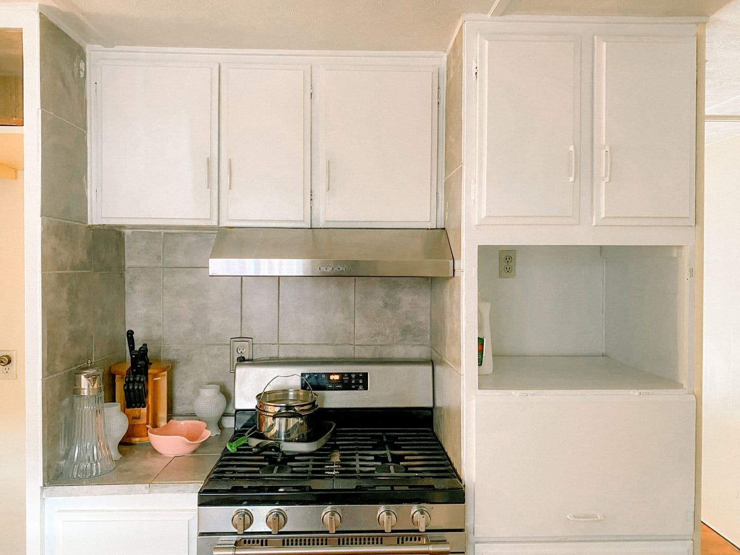 Hemet House: 719 S. Lyon Ave