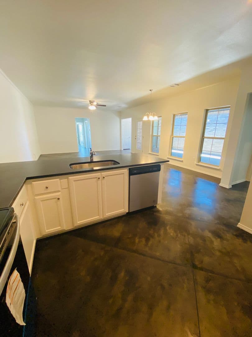 Amarillo Townhome: 5614 Gonzaga Ln.