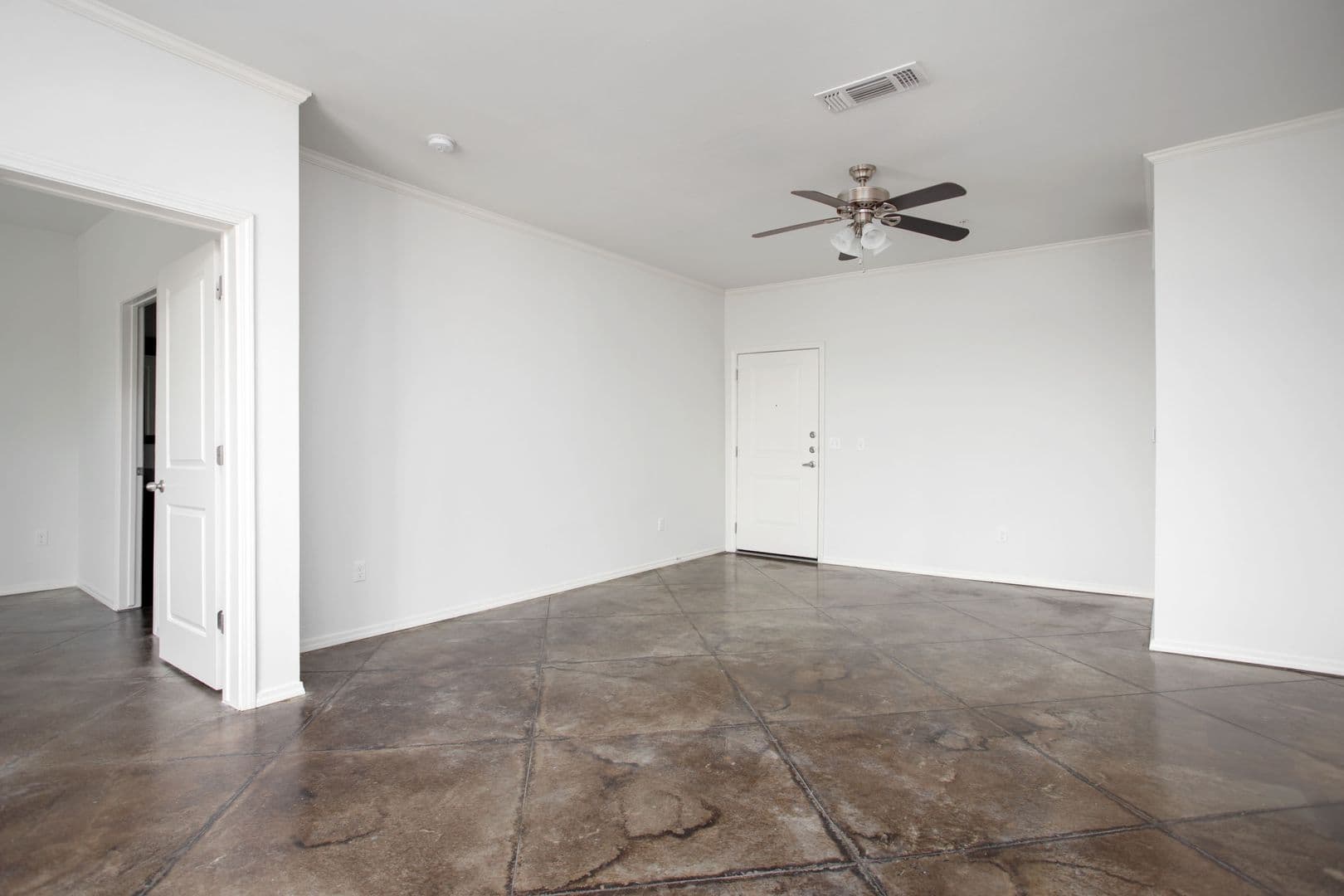 Amarillo Apartment: 9181 Town Square Blvd