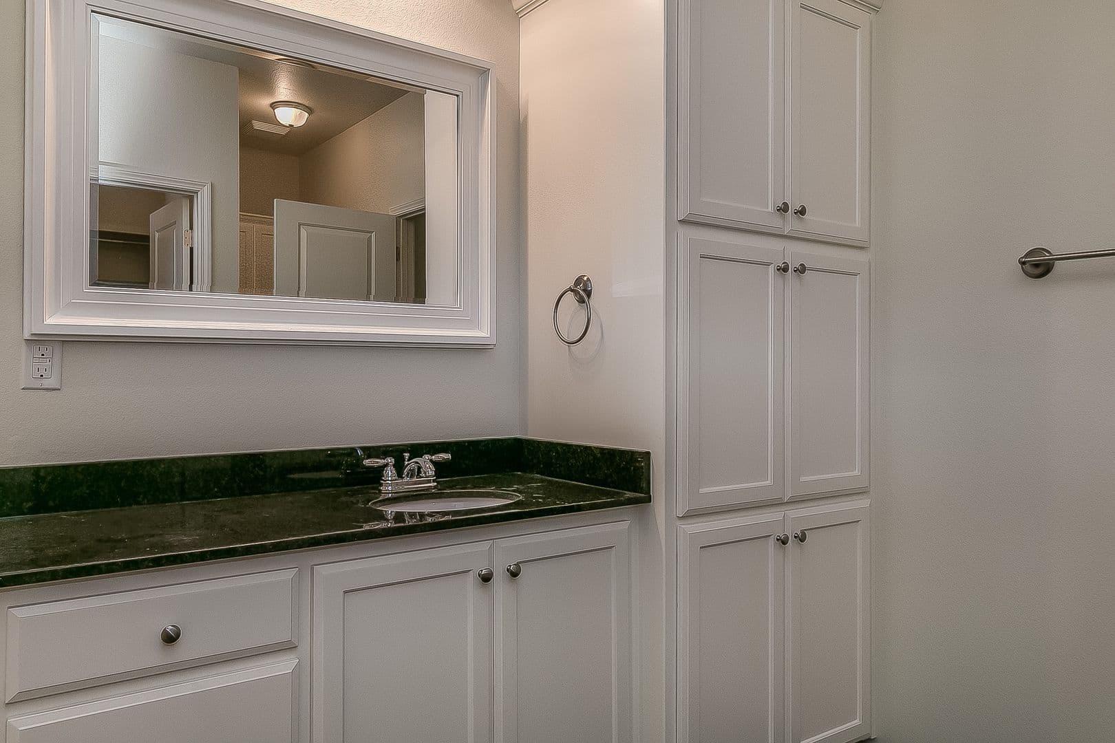 Amarillo Townhome: Mosley Street