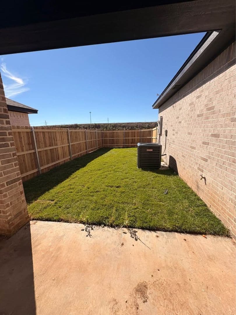 Amarillo Townhome: 8805 Stowell Ct