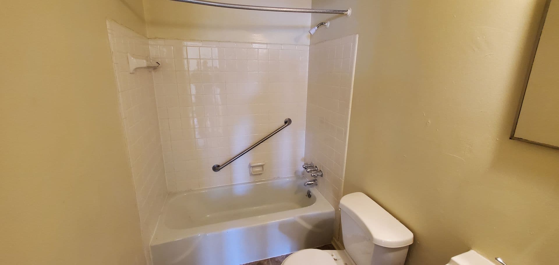 Greensboro Apartment: 518 W. Florida