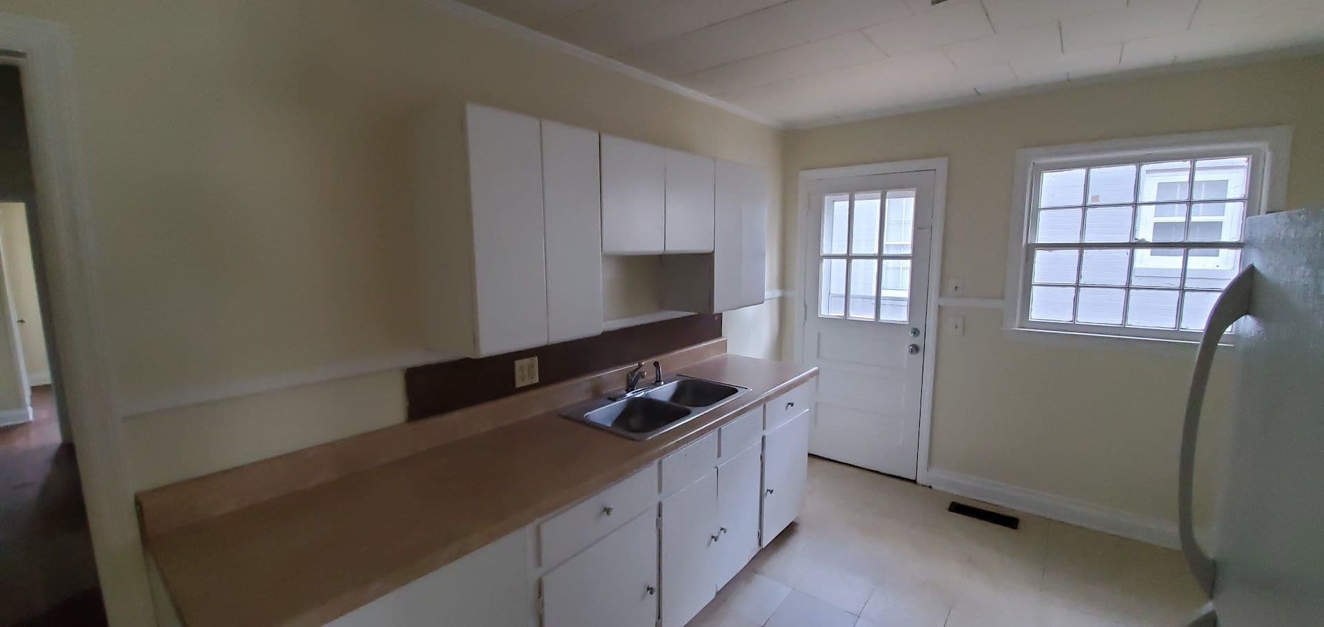 Greensboro Apartment: 2034 Walker Avenue