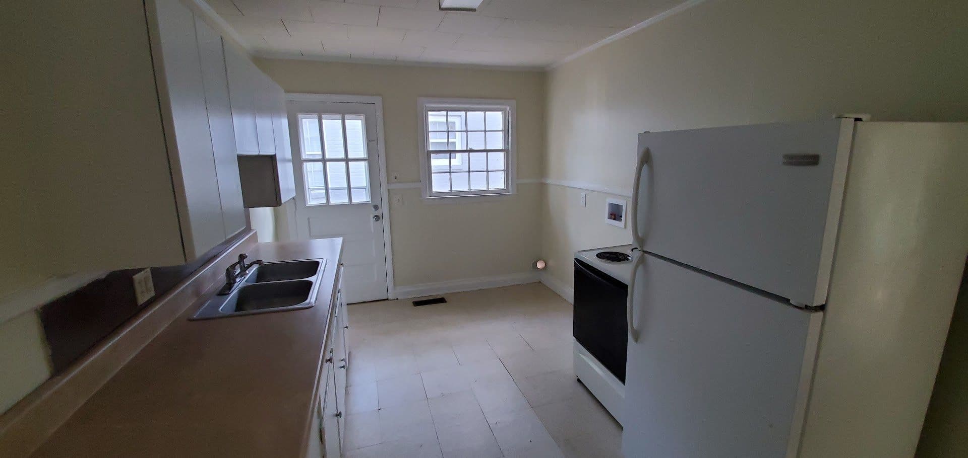 Greensboro Apartment: 2034 Walker Avenue