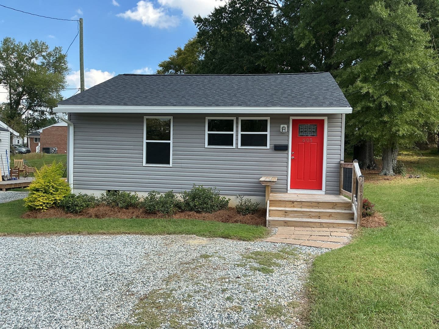 Greensboro House: 605 Granite Street