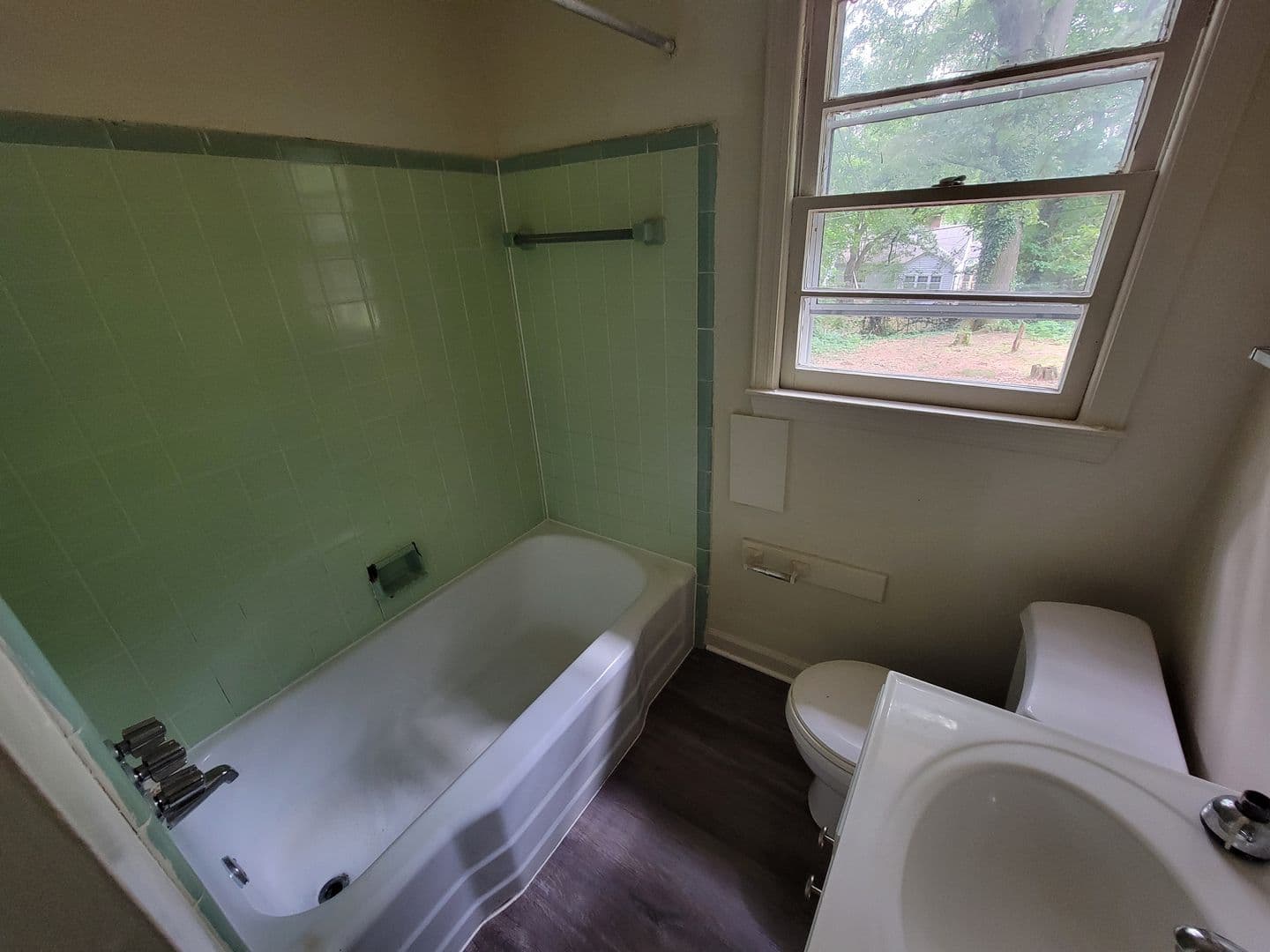 Greensboro House: 1817 Grove Street