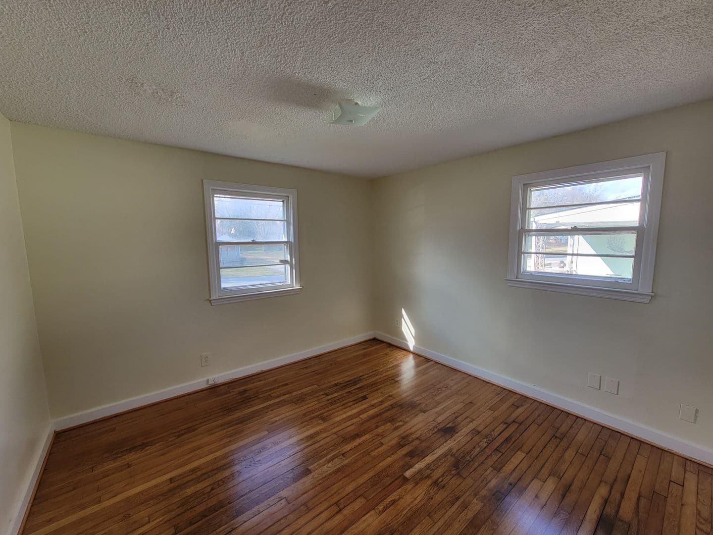 Greensboro House: 1207 Highland Ave