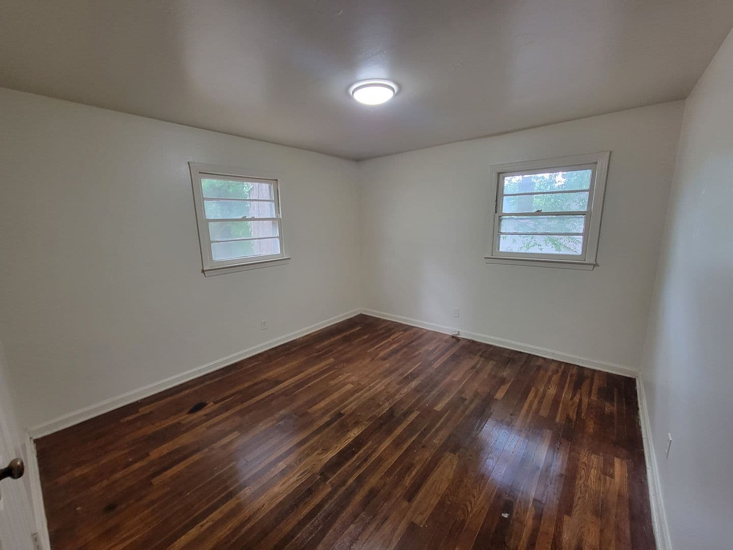 Greensboro House: 1817 Grove Street