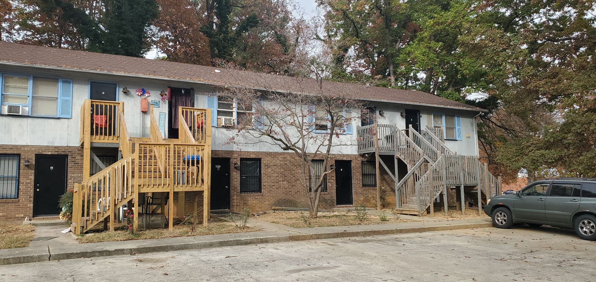 Greensboro Apartment: 201 E Meadowview Road