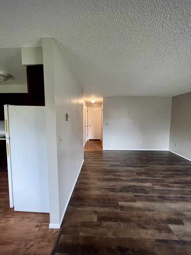 Spokane Apartment: 1902-1906 E Everett Ave