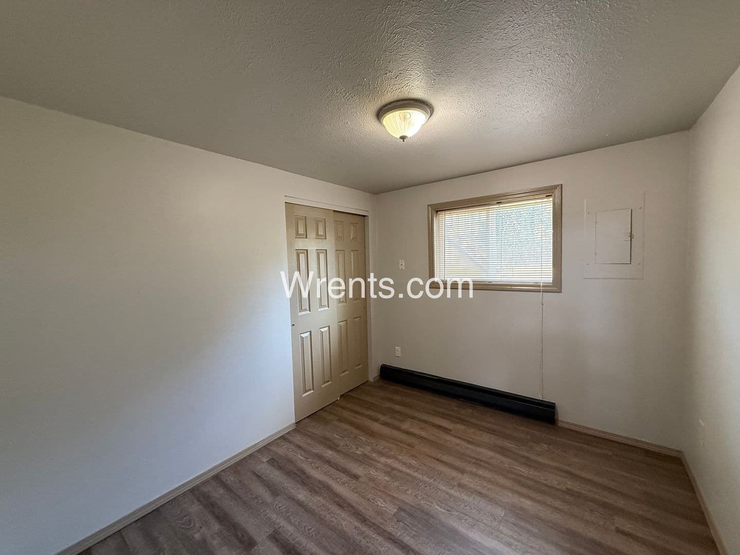 Spokane Valley Apartment: 11005-11007 E 32nd Ave
