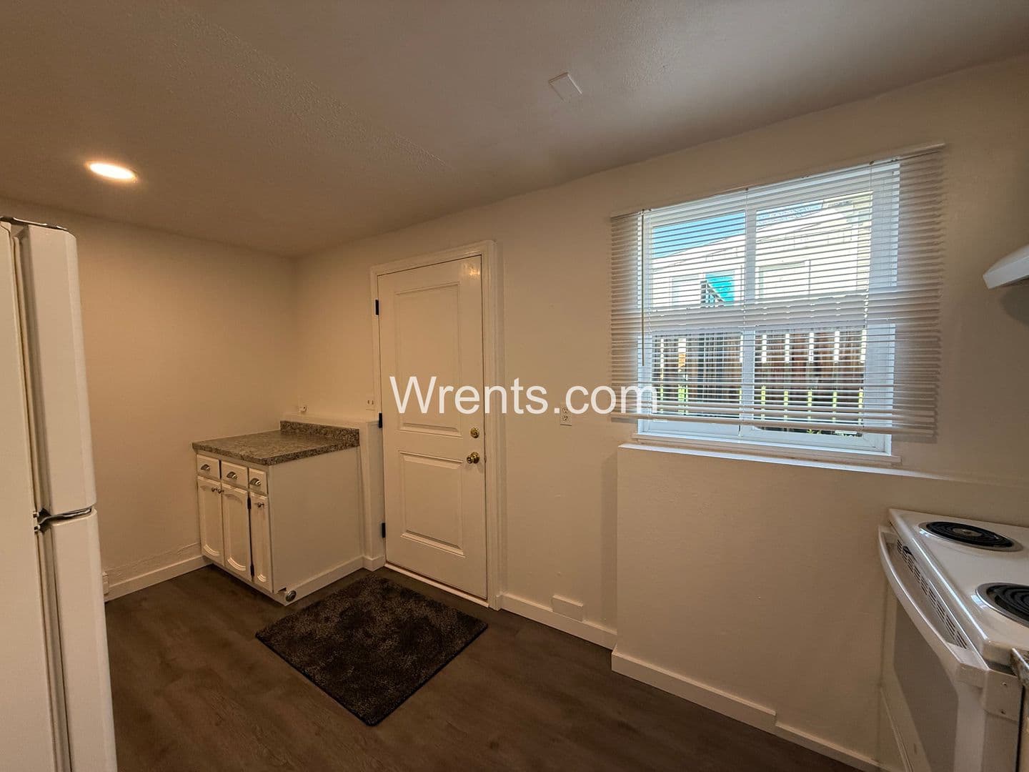 Spokane Apartment: 318 E Baldwin - # 5