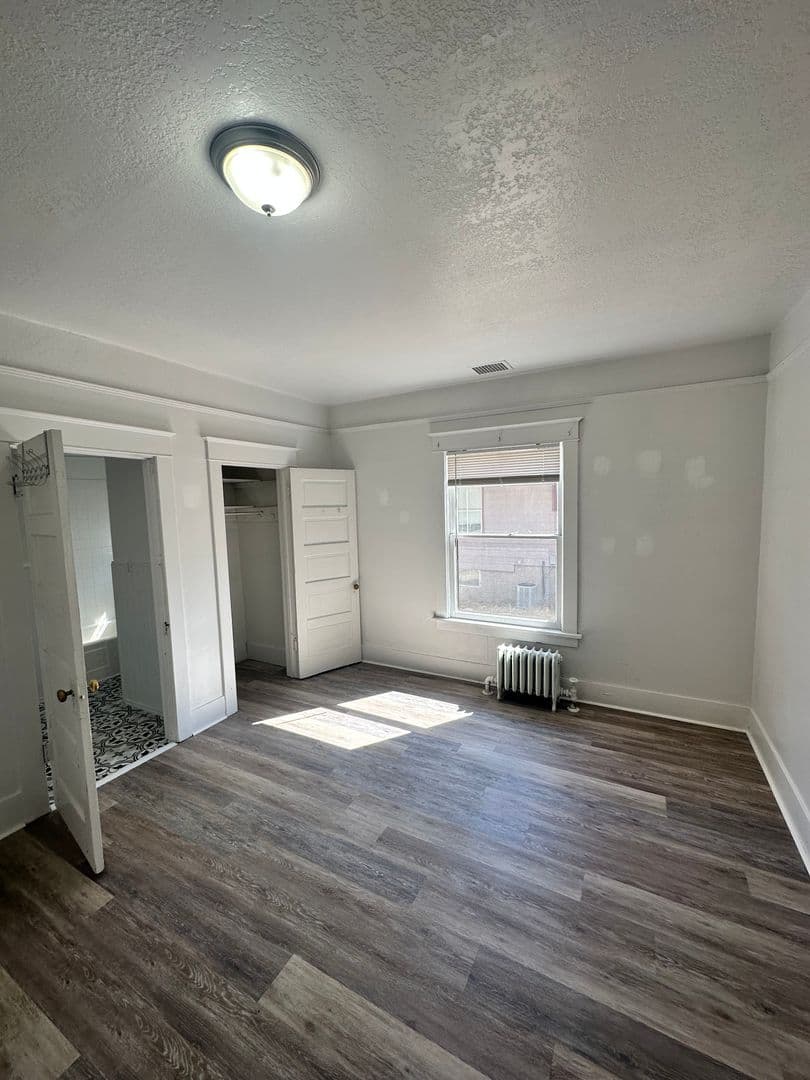 Spokane House: 1703 E 9th Ave